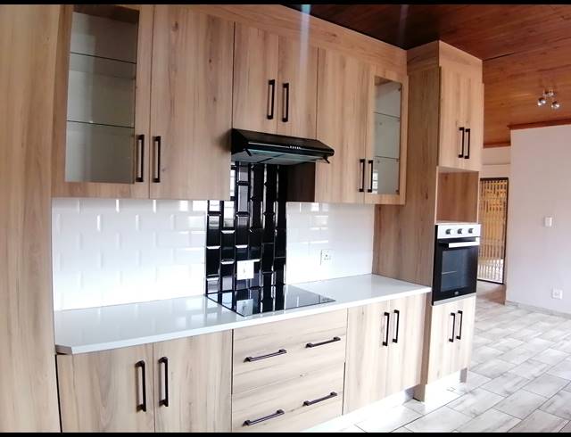 3 BEDROOM FREESTANDING SOLD IN RANDLESPARK